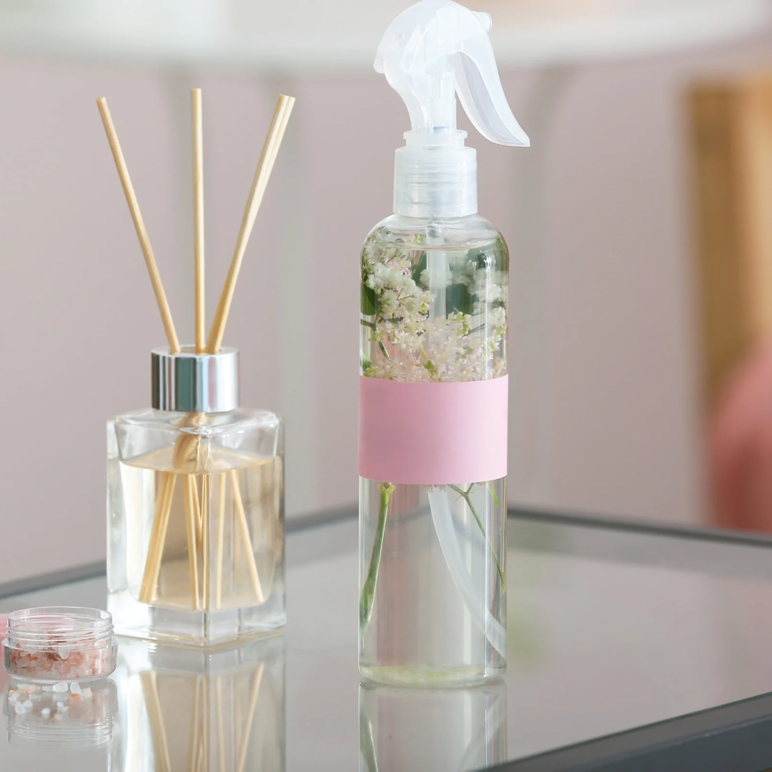 Perché i deodoranti tradizionali non eliminano davvero gli odori